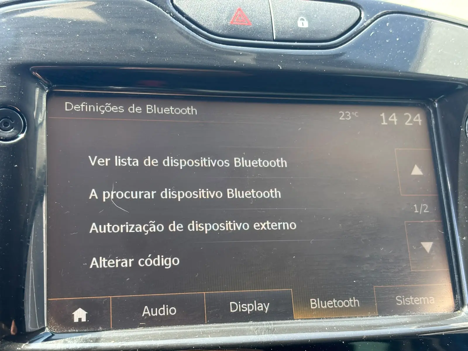 Renault Clio Outro 16