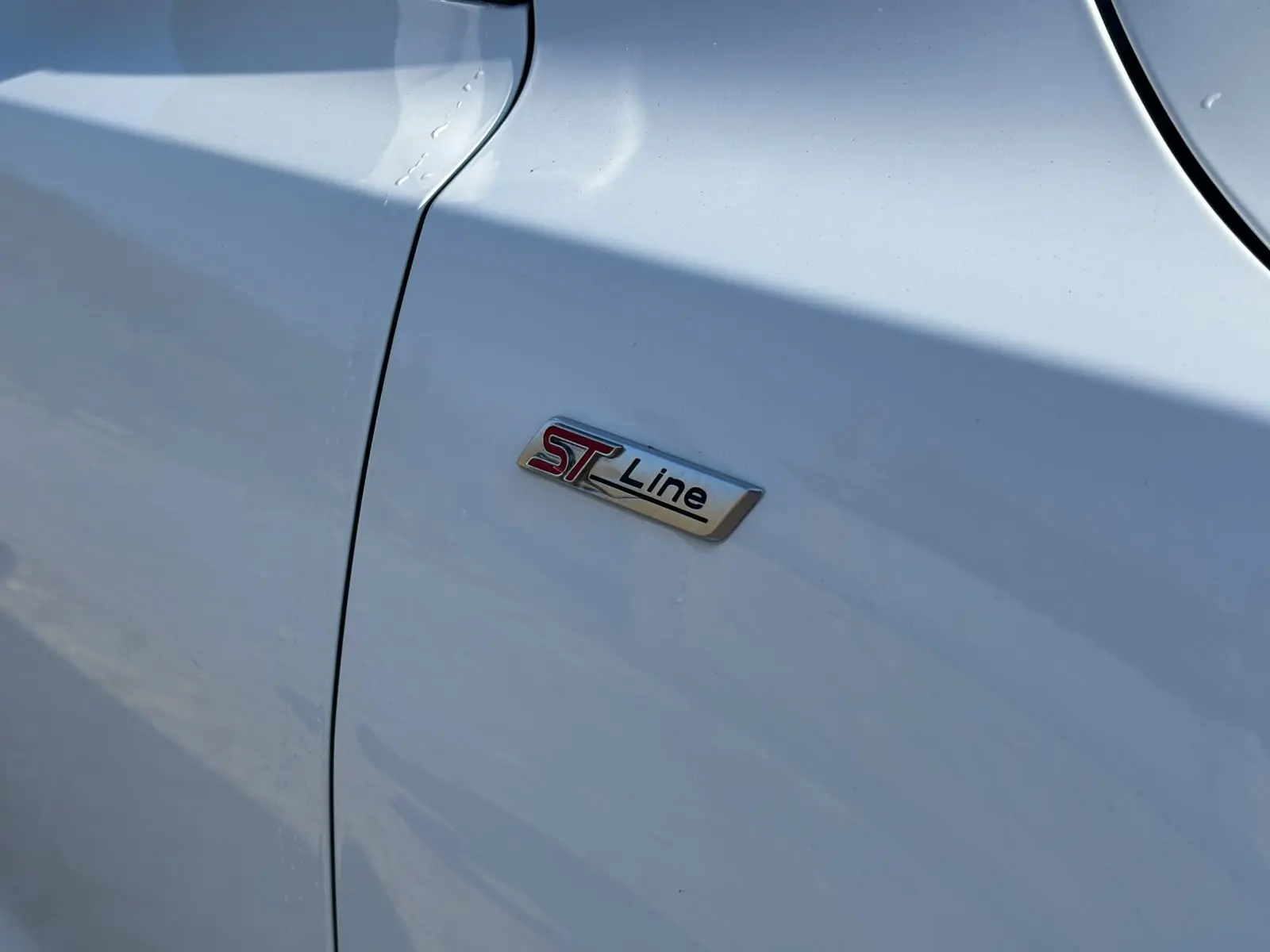 Ford Focus SW 1.0 EcoBoost MHEV ST-Line 28