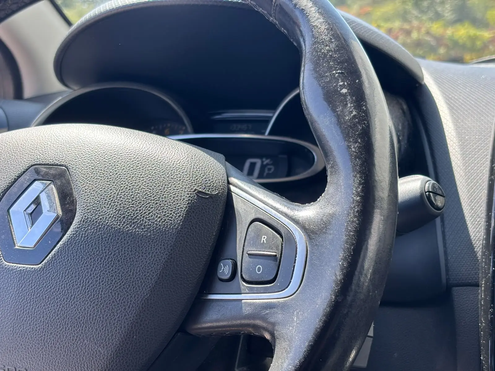 Renault Clio Outro 11
