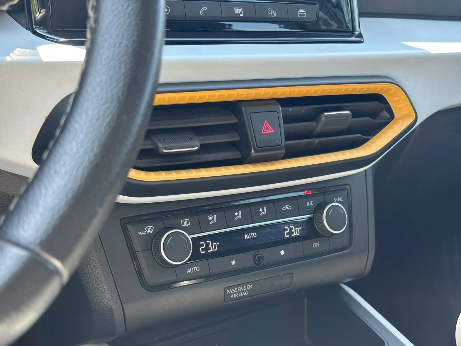 SEAT Arona 1.0 TSI 23