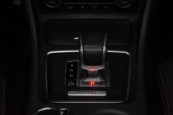 Mercedes-Benz A 45 AMG 4Matic Speedshift 7G-DCT Edition 1 33