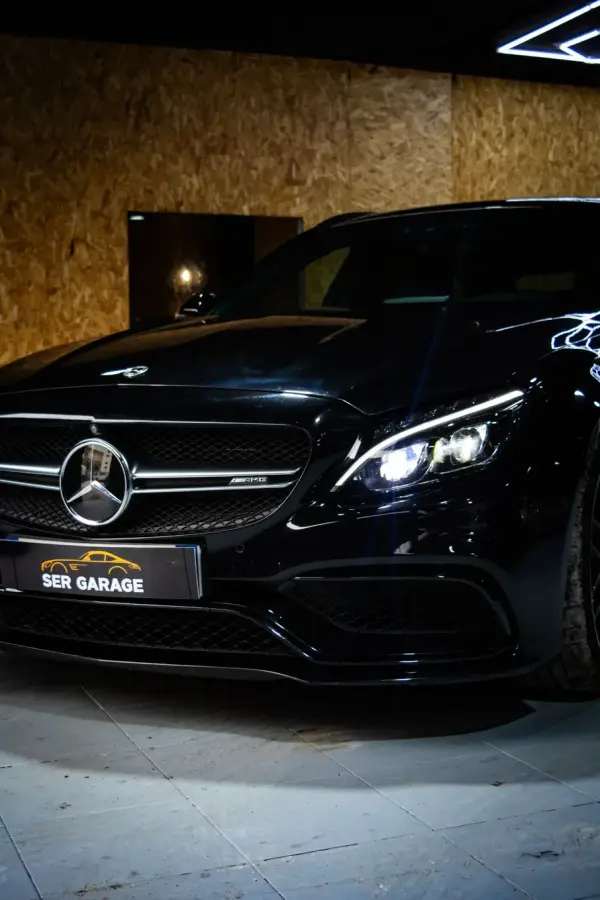 Mercedes-Benz C 63 AMG S 24