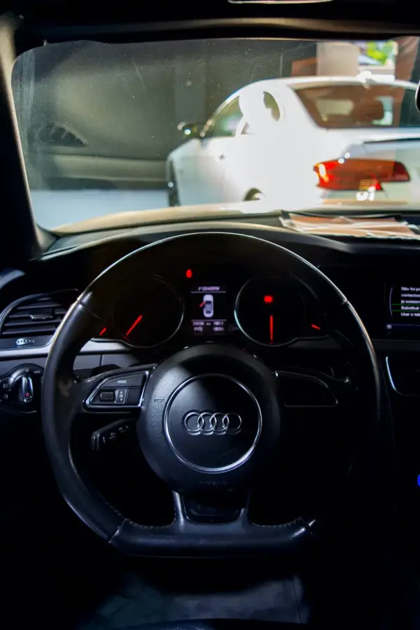 Audi A5 Cabrio 2.0 TDi Multitronic S-line 5