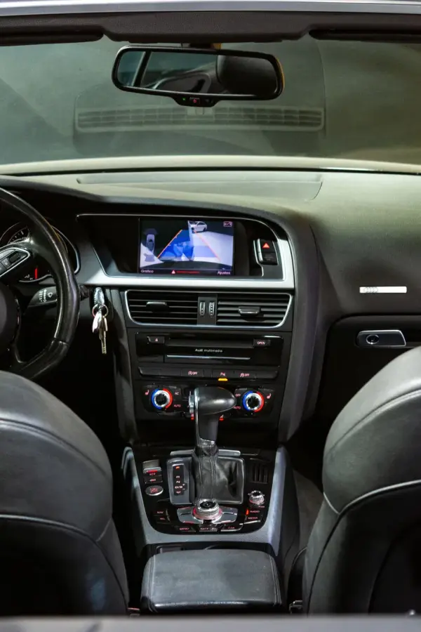 Audi A5 Cabrio 2.0 TDi Multitronic S-line 33