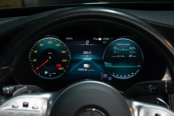 Mercedes-Benz C 300 de AMG Line 3