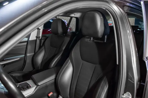 BMW 320 e Touring Aut. Advantage 25