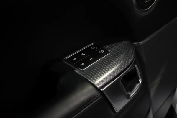 Land Rover Range Rover Sport P400e Hybrid HSE 40