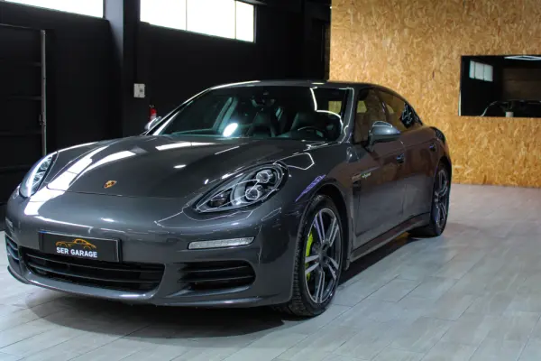 Porsche Panamera S Hybrid 18
