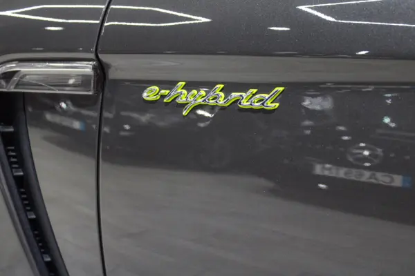 Porsche Panamera S Hybrid 22