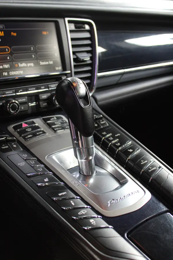 Porsche Panamera S Hybrid 60