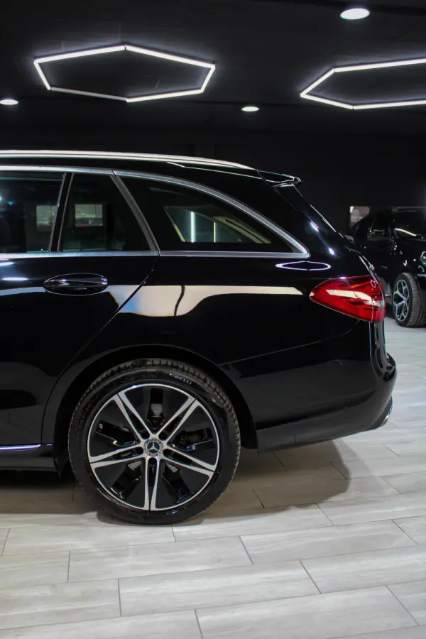 Mercedes-Benz C 300 de T 9G-TRONIC Exclusive 27