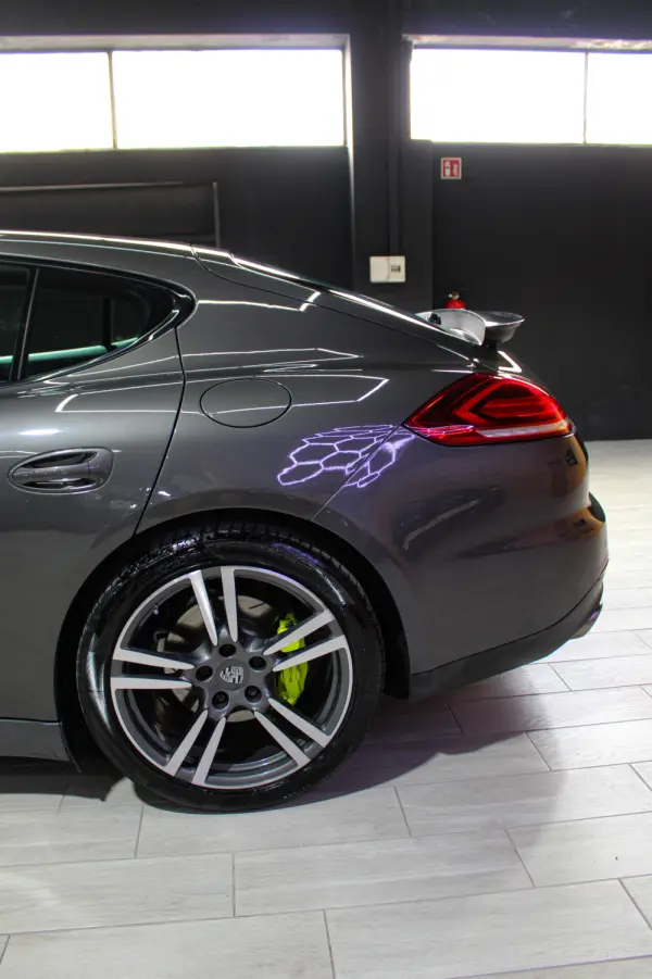 Porsche Panamera S Hybrid 14