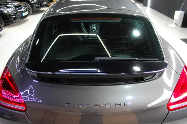 Porsche Panamera S Hybrid 10