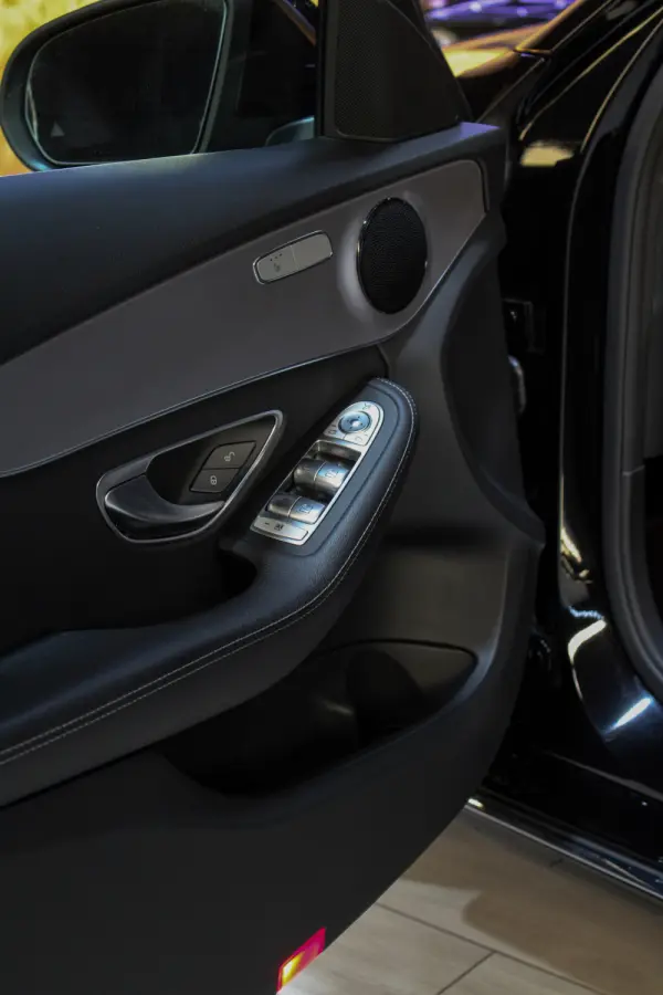 Mercedes-Benz C 300 de T 9G-TRONIC Exclusive 38