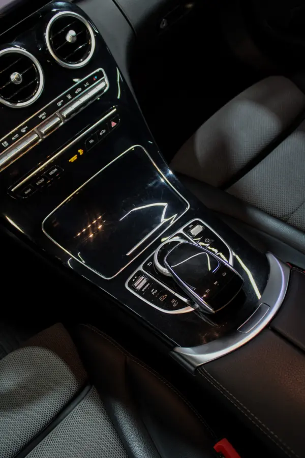 Mercedes-Benz C 300 de T 9G-TRONIC Exclusive 51