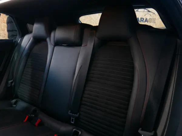 Mercedes-Benz CLA 200 d Shooting Brake AMG Line Aut. 12