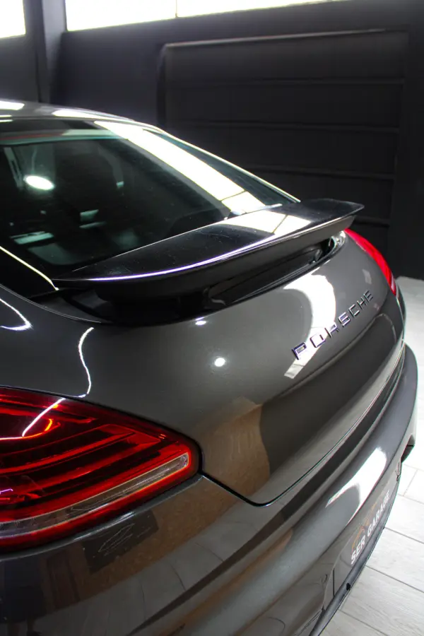 Porsche Panamera S Hybrid 9