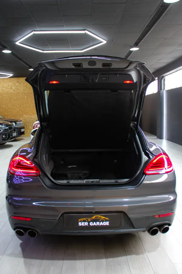 Porsche Panamera S Hybrid 72