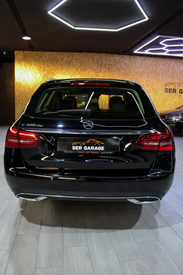 Mercedes-Benz C 300 de T 9G-TRONIC Exclusive 30