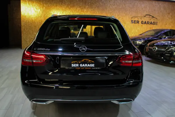 Mercedes-Benz C 300 de T 9G-TRONIC Exclusive 29
