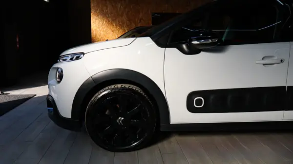 Citroen C3 1.2 PureTech Plus 4