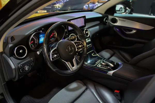 Mercedes-Benz C 300 de T 9G-TRONIC Exclusive 47