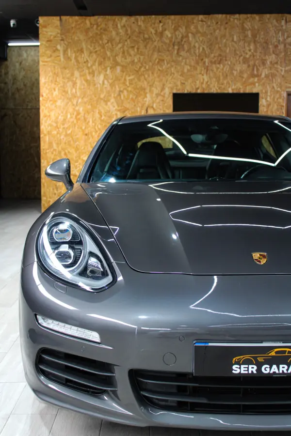 Porsche Panamera S Hybrid 46