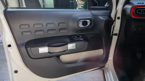 Citroen C3 1.2 PureTech Plus 27