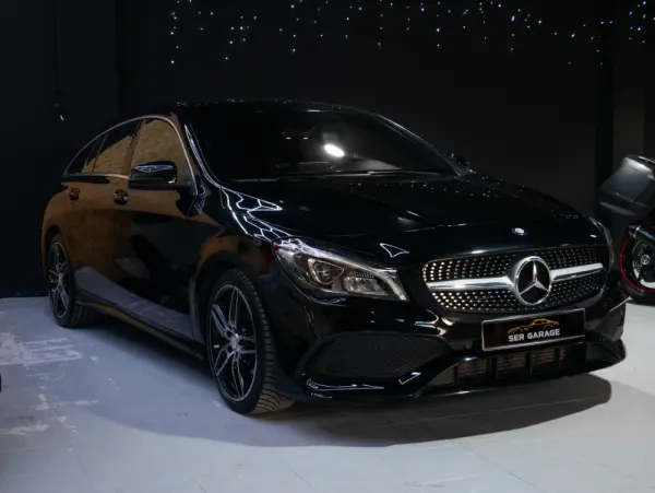 Mercedes-Benz CLA 200 d Shooting Brake AMG Line Aut. 35