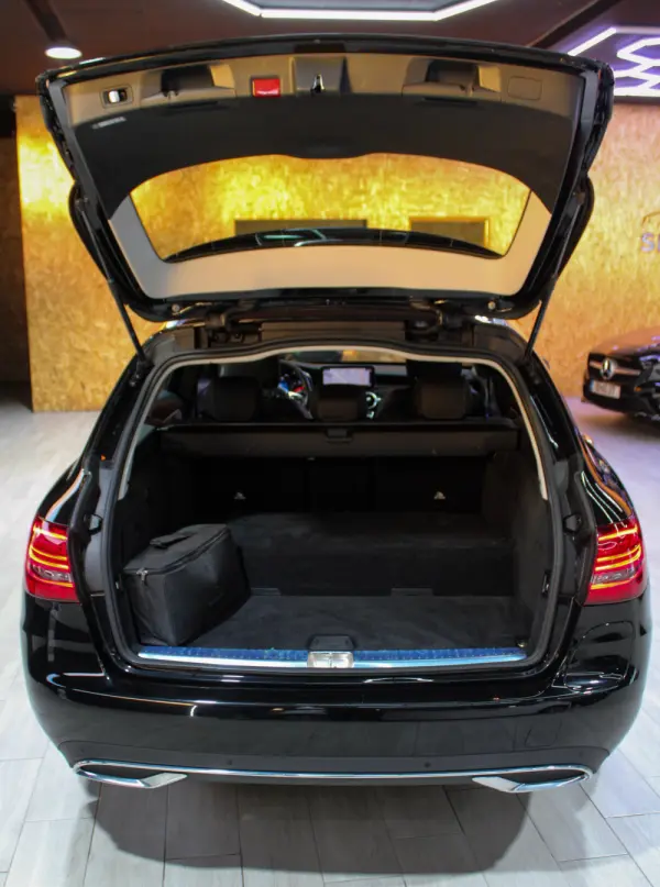 Mercedes-Benz C 300 de T 9G-TRONIC Exclusive 53