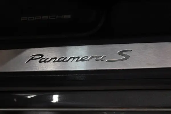 Porsche Panamera S Hybrid 49