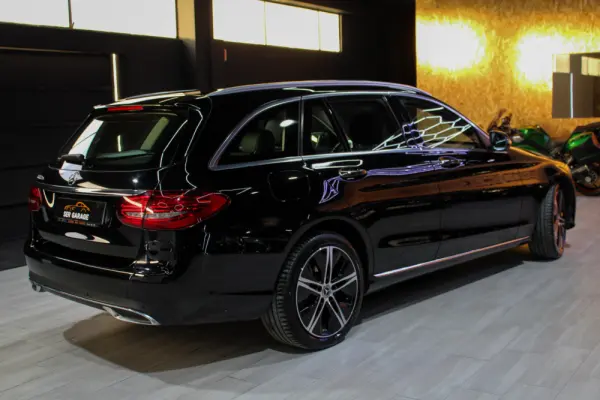 Mercedes-Benz C 300 de T 9G-TRONIC Exclusive 10