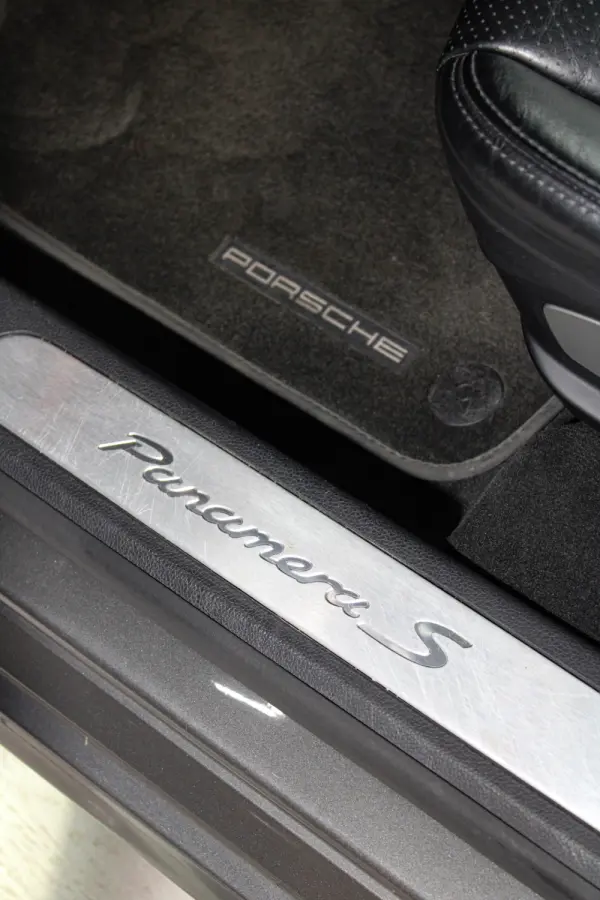 Porsche Panamera S Hybrid 50