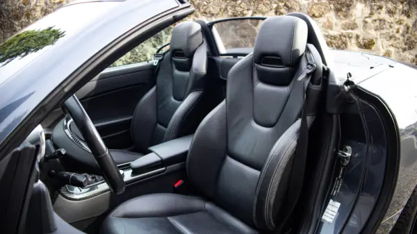 Mercedes-Benz SLK 200 Outro 30