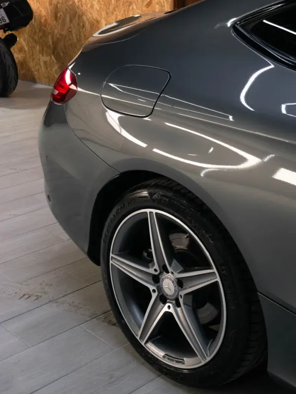 Mercedes-Benz C 220 c220d coupe 19