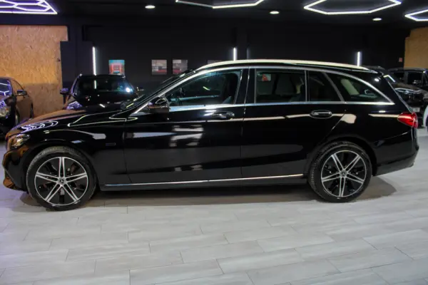 Mercedes-Benz C 300 de T 9G-TRONIC Exclusive 26