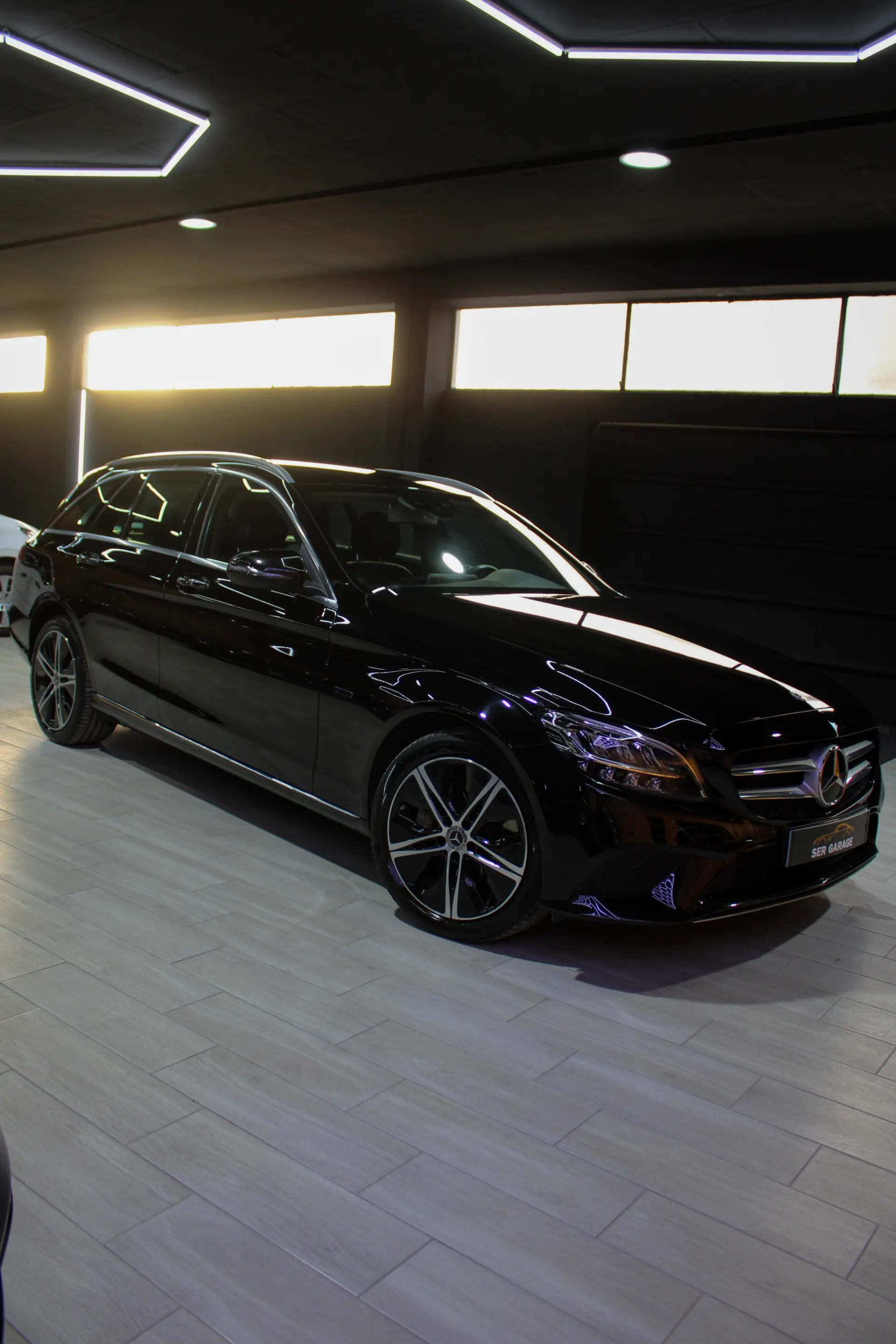 Mercedes-Benz C 300 de T 9G-TRONIC Exclusive 1