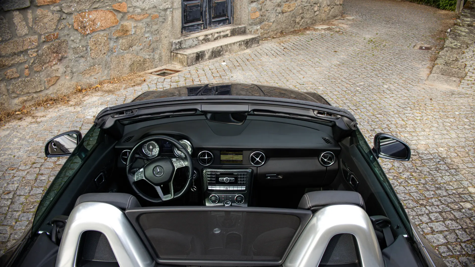 Mercedes-Benz SLK 200 Outro 26