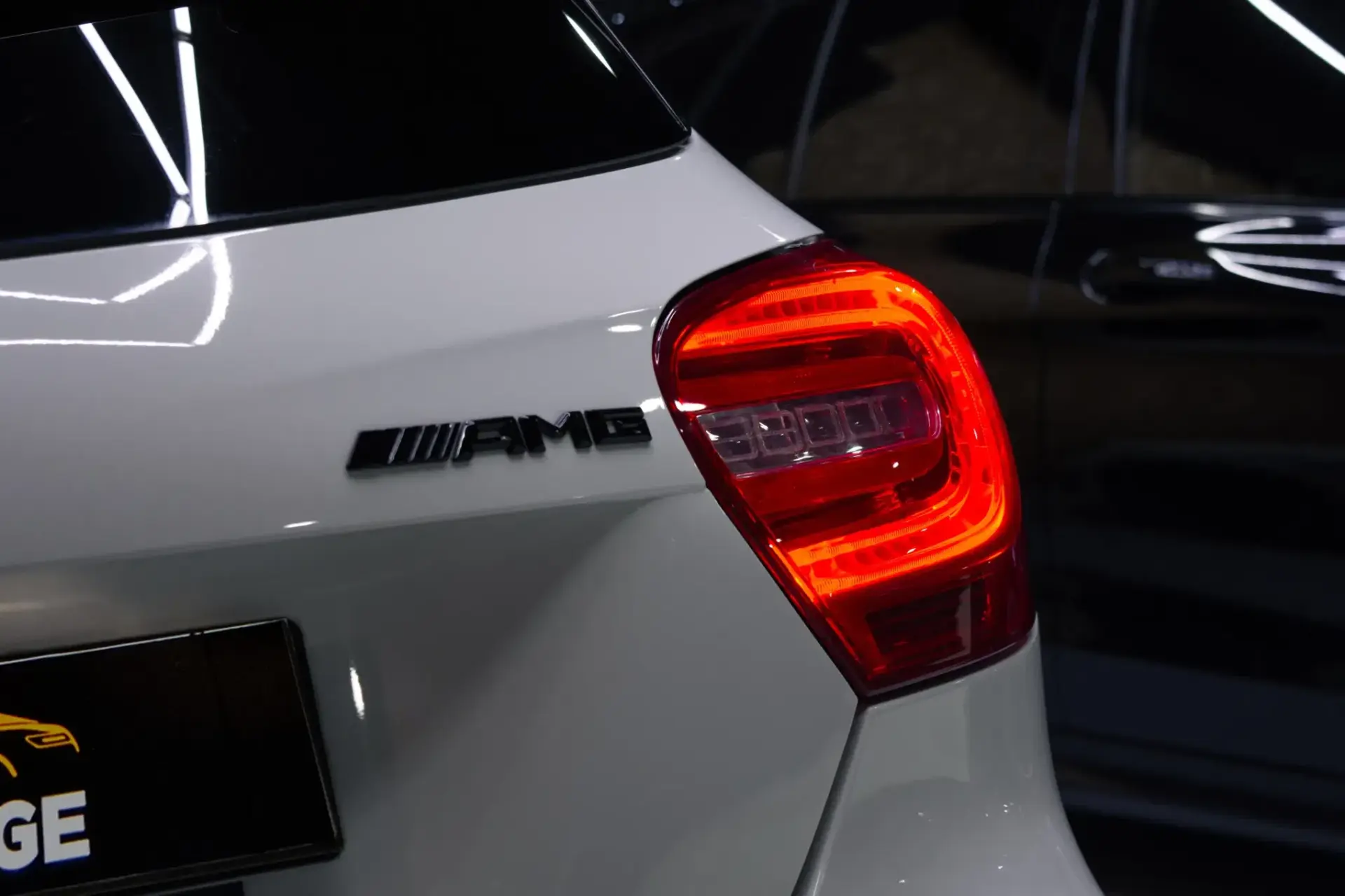 Mercedes-Benz A 45 AMG 4Matic Speedshift 7G-DCT Edition 1 5