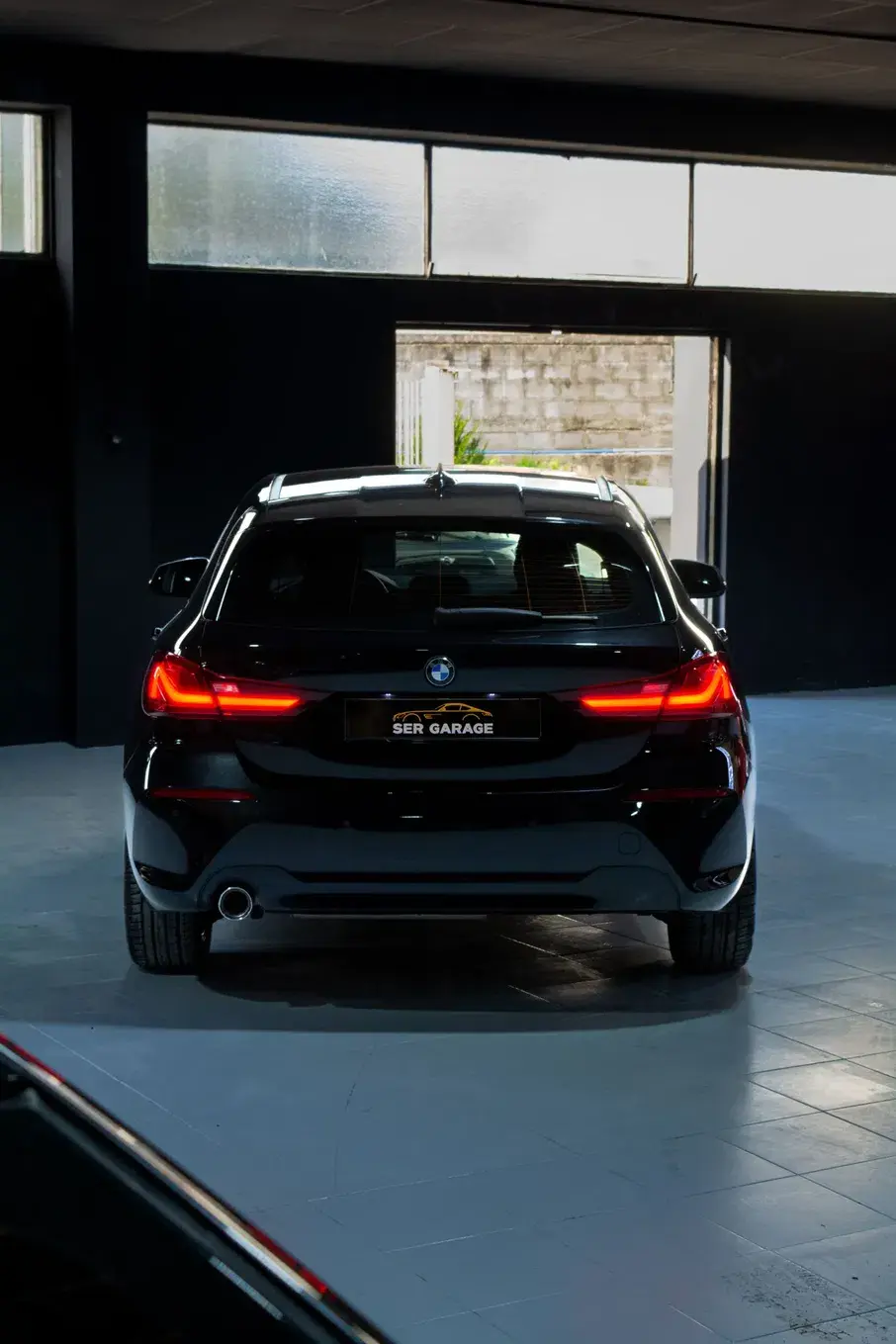 BMW 116 d Advantage Auto 2