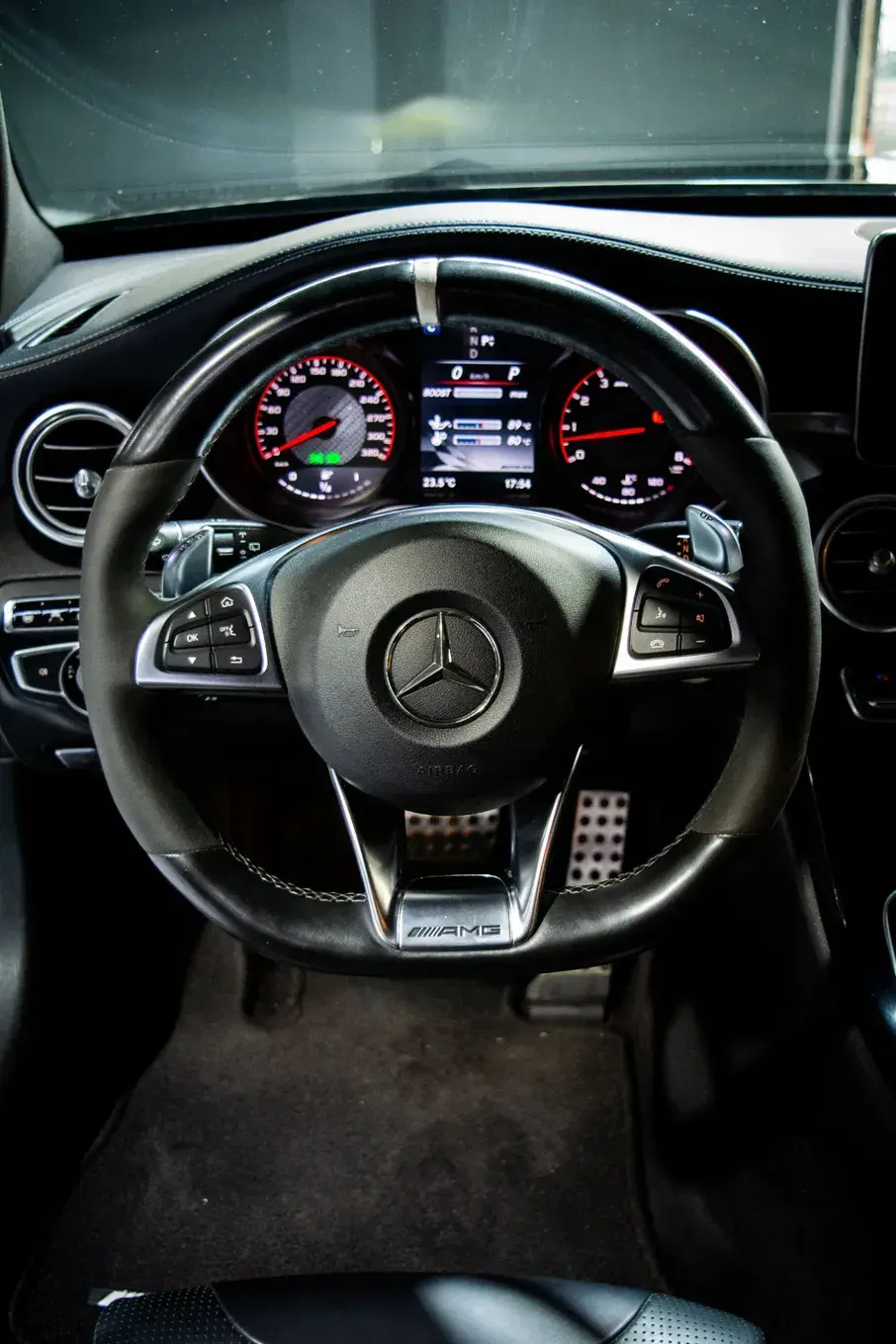 Mercedes-Benz C 63 AMG S 17