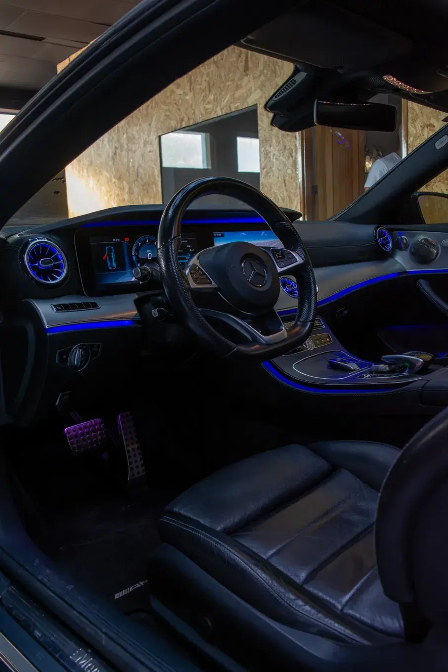 Mercedes-Benz E 220 d Coupe 9G-TRONIC Night Edition 6