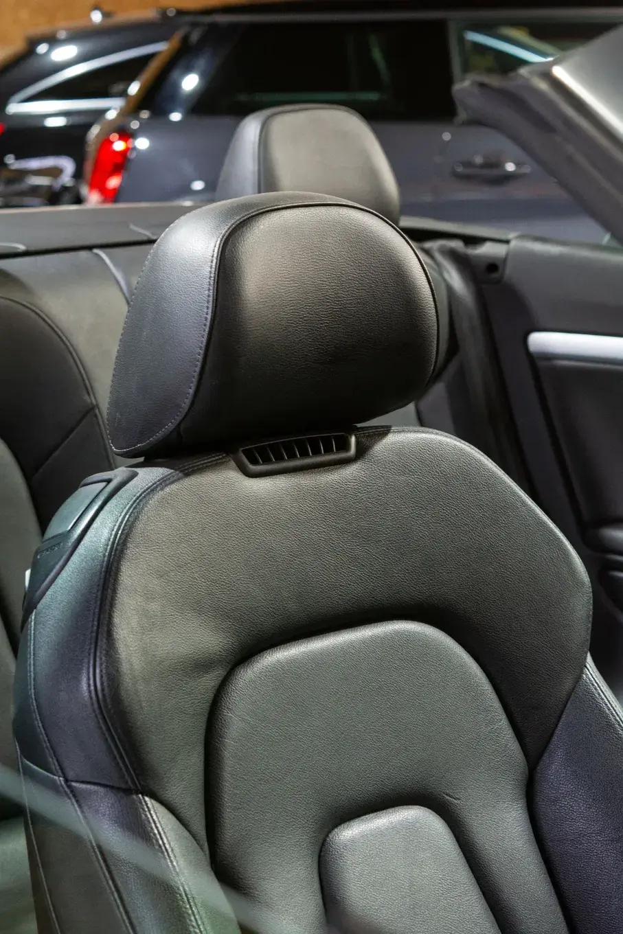 Audi A5 Cabrio 2.0 TDi Multitronic S-line 32