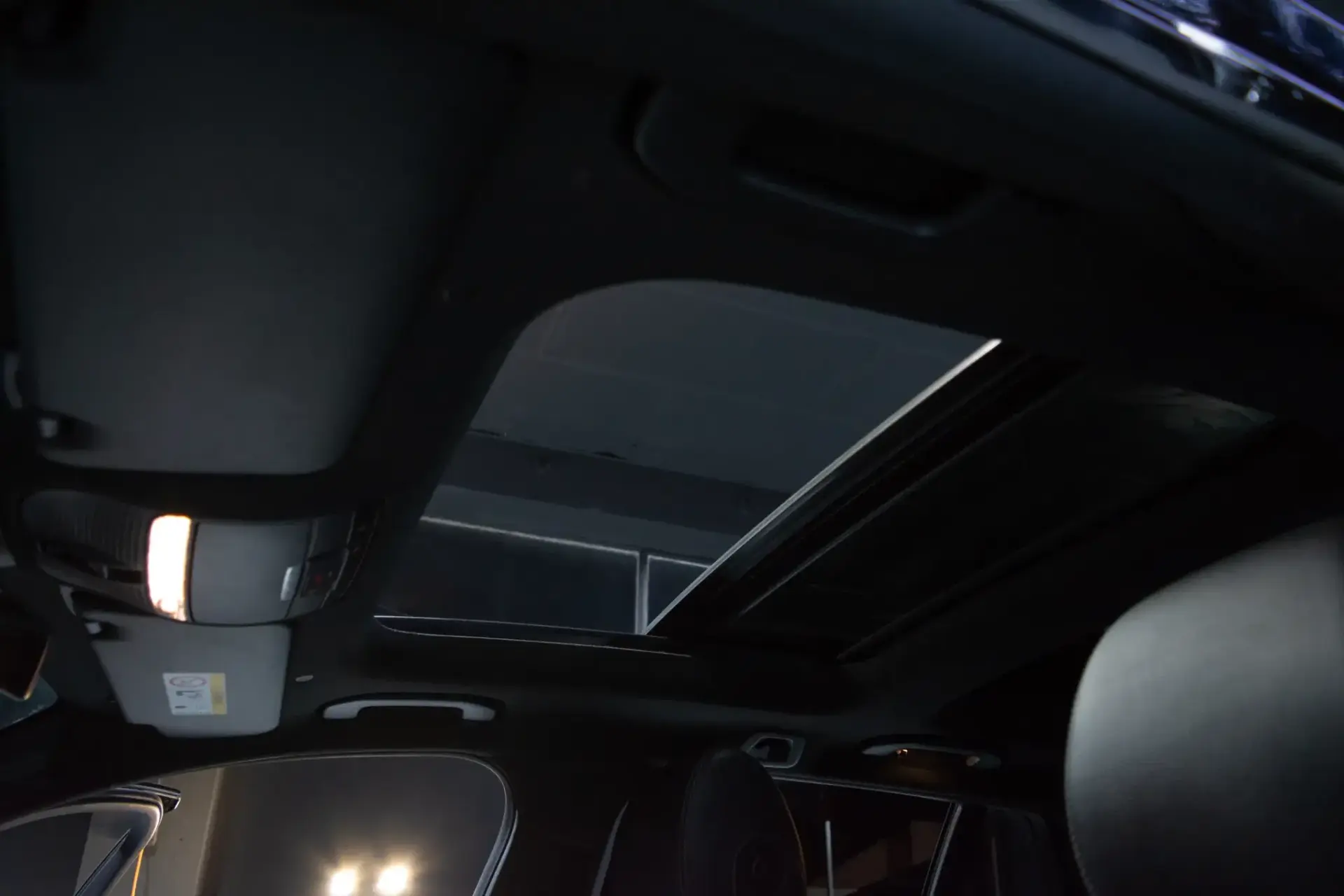 Mercedes-Benz C 300 de T 9G-TRONIC AMG Line 10