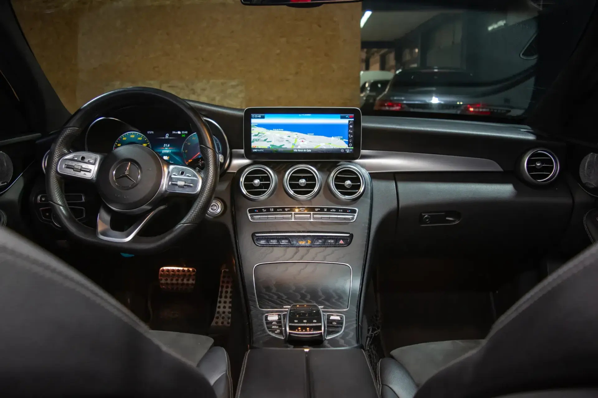 Mercedes-Benz C 300 de T 9G-TRONIC AMG Line 20