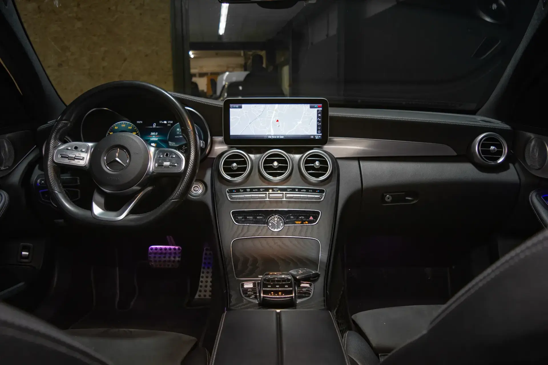 Mercedes-Benz C 300 de AMG Line 10