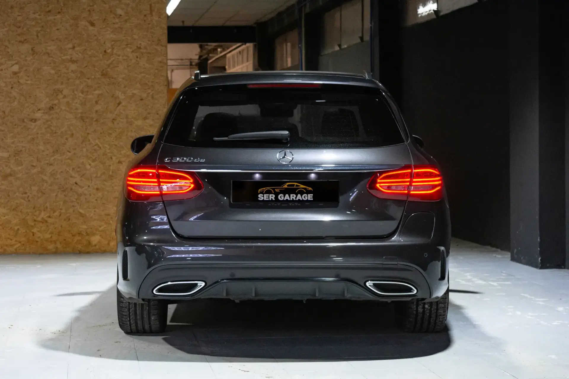 Mercedes-Benz C 300 de AMG Line 18