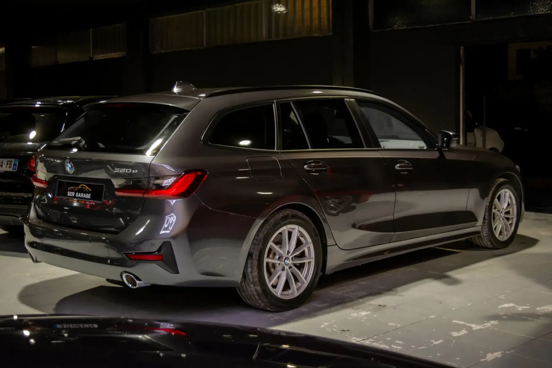 BMW 320 e Touring Aut. Advantage 3