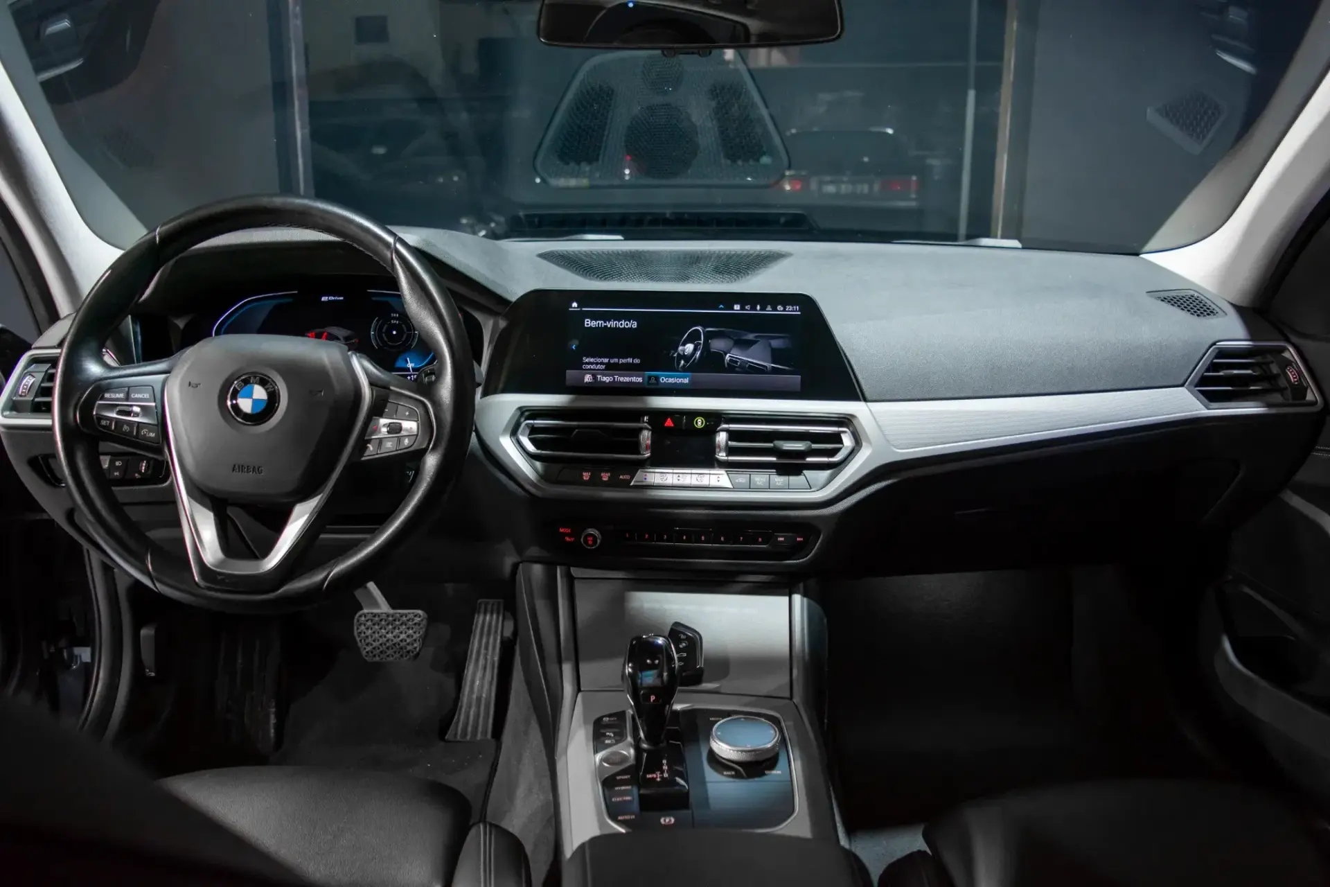 BMW 320 e Touring Aut. Advantage 19