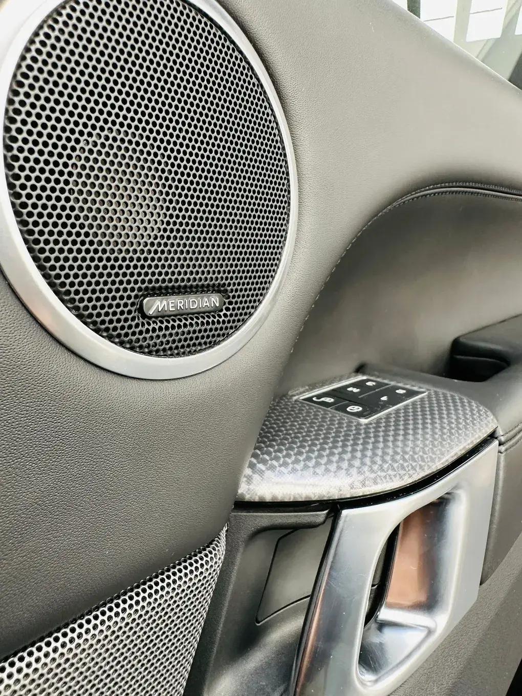 Land Rover Range Rover Sport P400e Hybrid HSE 18